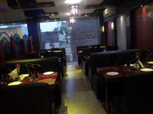 Дарбханга: Hotel Grand SM Regency Darbhanga