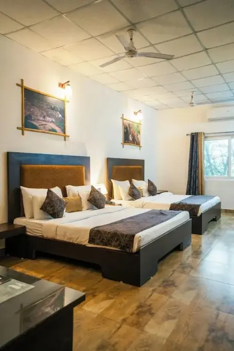Баихар: Mogli Resorts Kanha