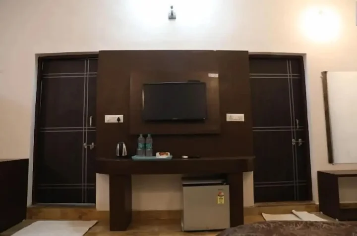 Баихар: Mogli Resorts Kanha