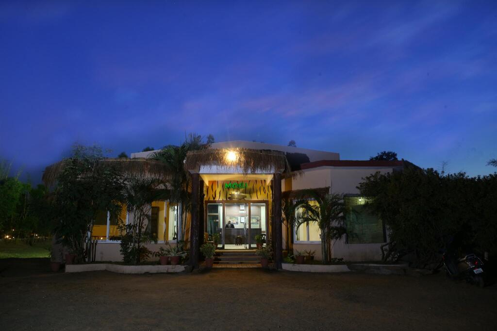 Баихар: Mogli Resorts Kanha
