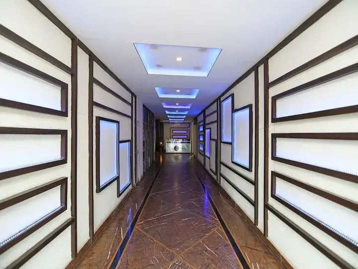 Ранчи: Hotel Mantri Residency
