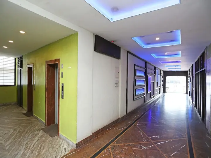 Ранчи: Hotel Mantri Residency
