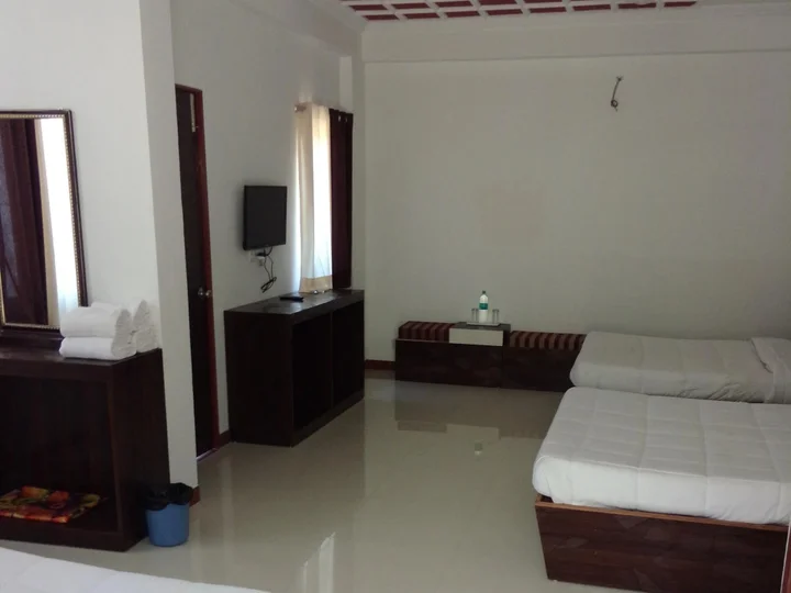 Гора Абу: Hotel Abu Grand