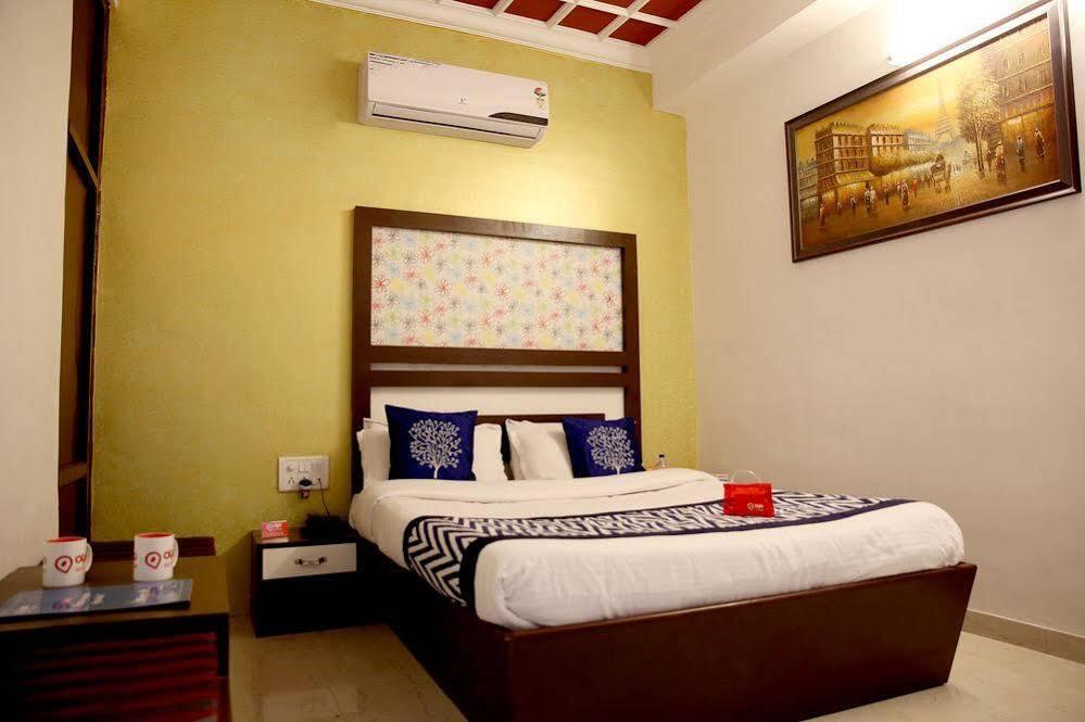 Гора Абу: Hotel Abu Grand