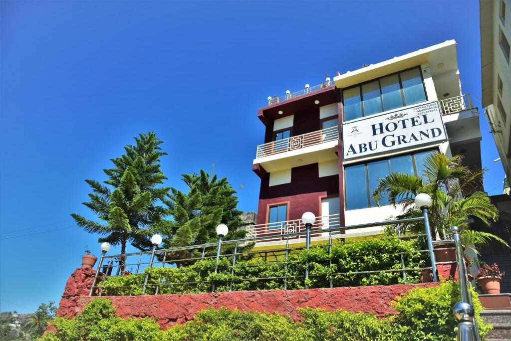 Гора Абу: Hotel Abu Grand