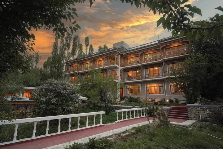 Лех: Sangto Villa Resort