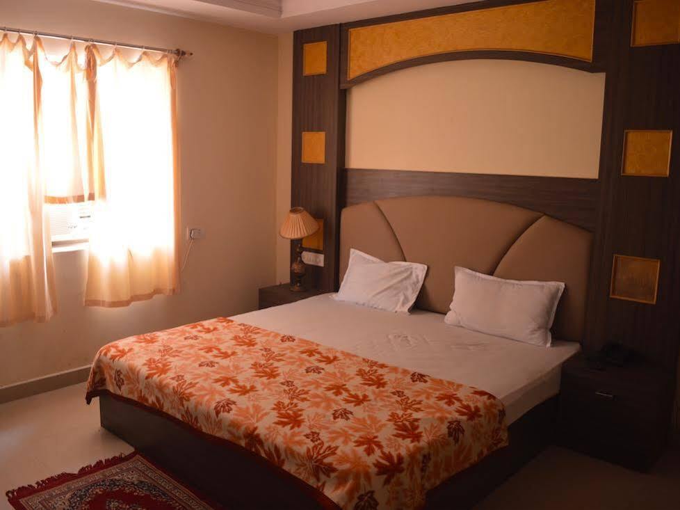 Брамапур: Hotel City Palace