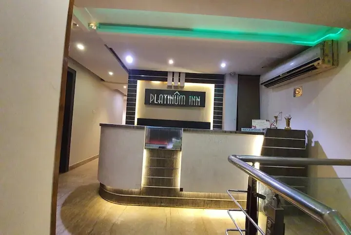 Праяградж: Platinum Inn