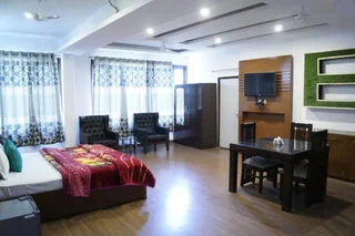 Казаули: Hotel Bliss
