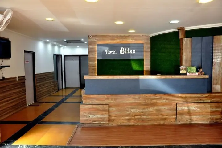 Казаули: Hotel Bliss