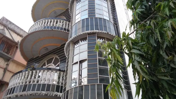 Колката: New Hotel White Palace