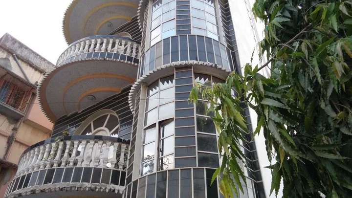 Колката: New Hotel White Palace
