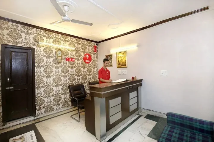 Чандигарх: OYO 6366 Grand Regal Hotel