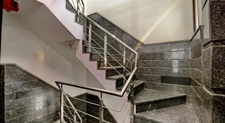 Нью-Дели: Goel Residency