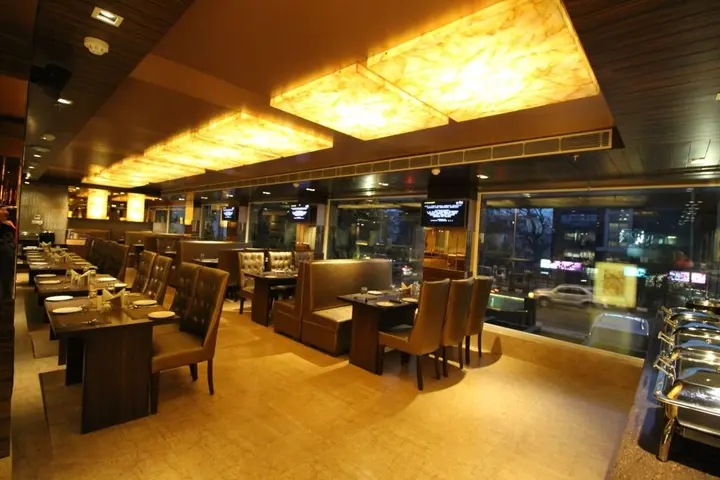 Нью-Дели: Hotel Golden Grand