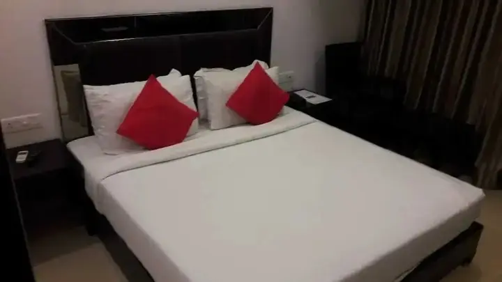 Висакхапатнам: Hotel Supreme