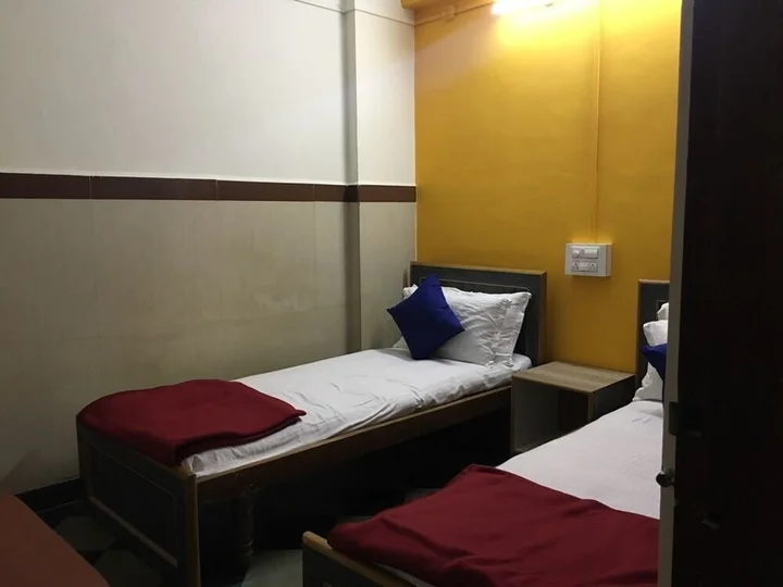 Лонда: Tourist Lodge