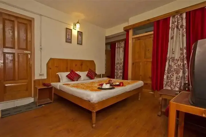 Манали: Hotel Dream Land