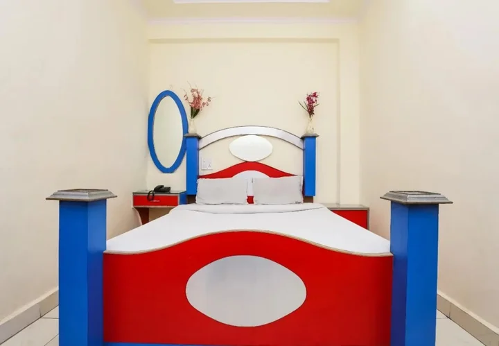 Нью-Дели: Hotel Hans International