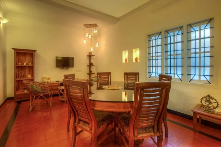 Коччи: The Fort Bungalow