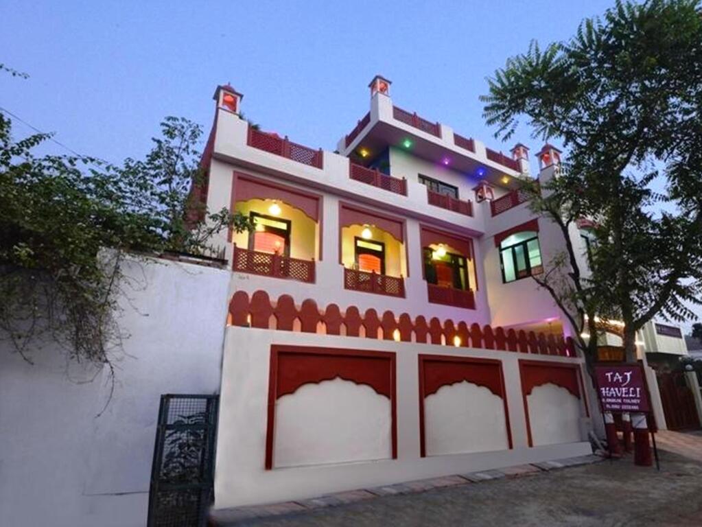 Агра: Taj Haveli