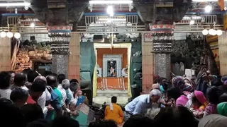 Матхура: Abhinandan