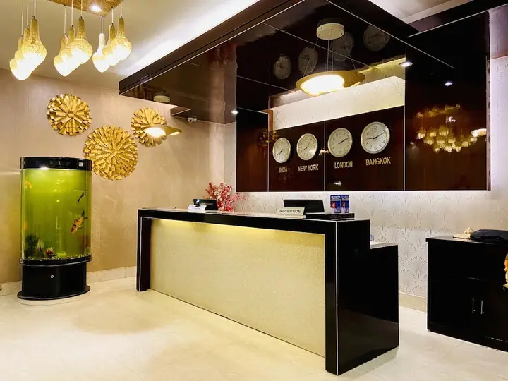 Тезпур: Hotel KRC Palace