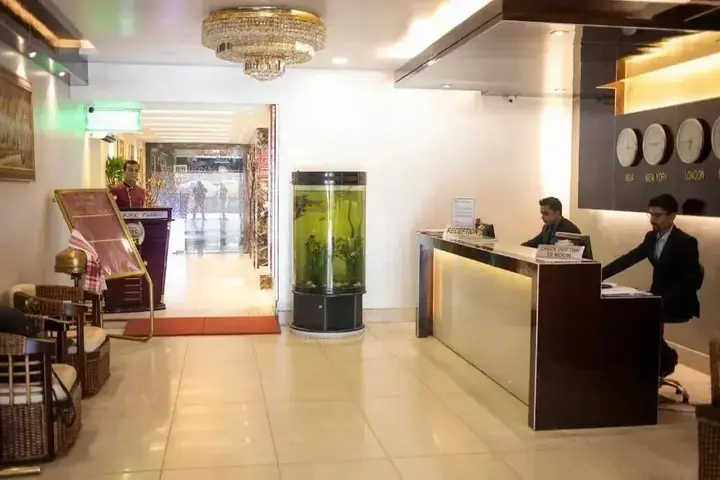 Тезпур: Hotel KRC Palace