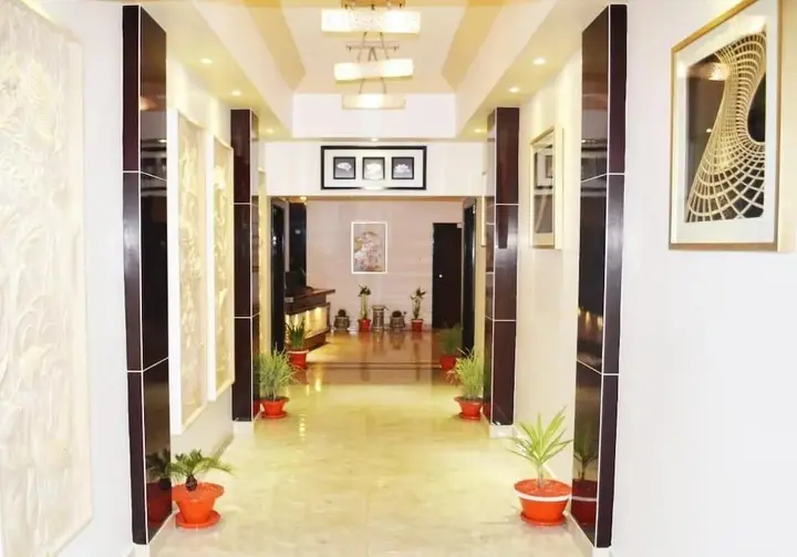 Тезпур: Hotel KRC Palace