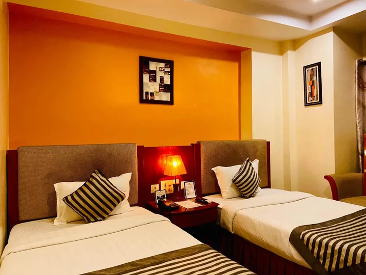 Тезпур: Hotel KRC Palace