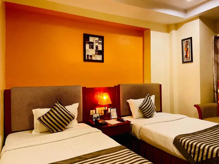 Тезпур: Hotel KRC Palace
