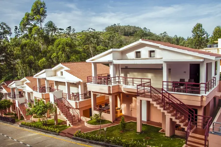 Салем: TGI STAR Holidays Yercaud