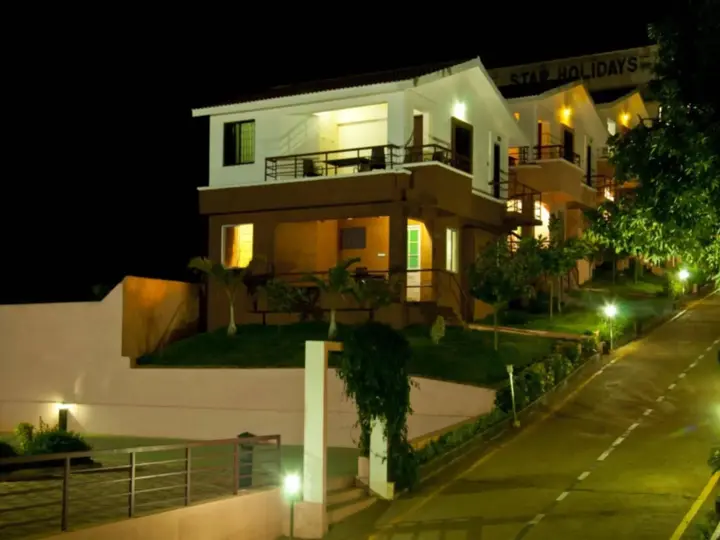 Салем: TGI STAR Holidays Yercaud