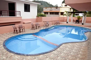 Салем: TGI STAR Holidays Yercaud