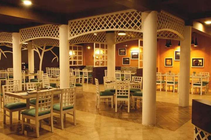 Салем: TGI STAR Holidays Yercaud
