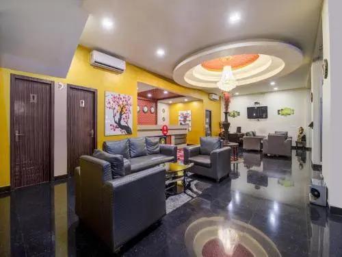 Данапур: Vatika Premier Hotel