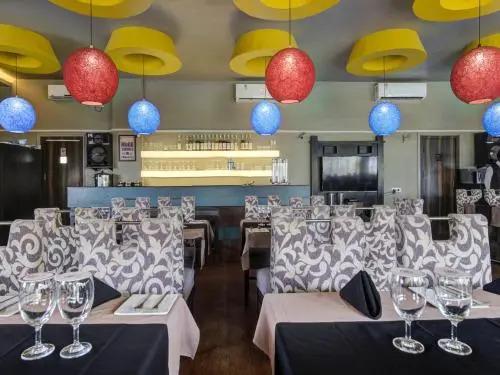 Данапур: Vatika Premier Hotel