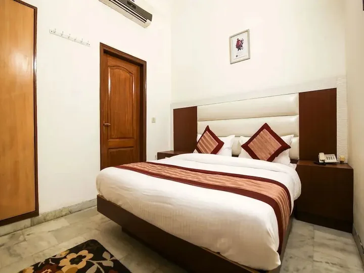 Гуруграм: OYO Premium Old Gurgaon