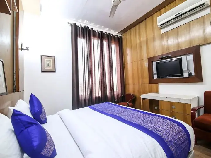 Гуруграм: OYO Premium Old Gurgaon