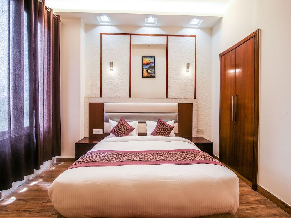 Гуруграм: OYO Premium Old Gurgaon
