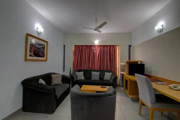 Бангалор: Tristar Service Apartments