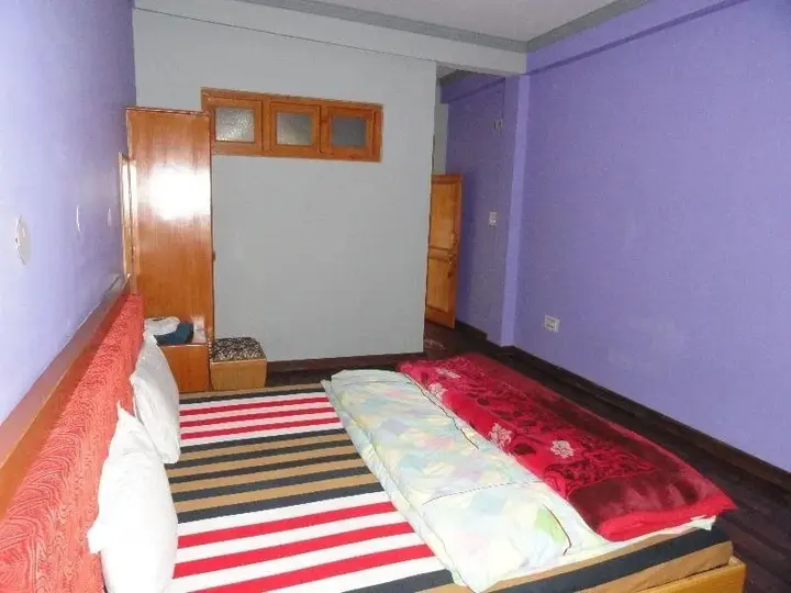Лех: Hotel Shanti Palace