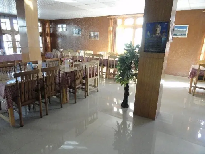 Лех: Hotel Shanti Palace