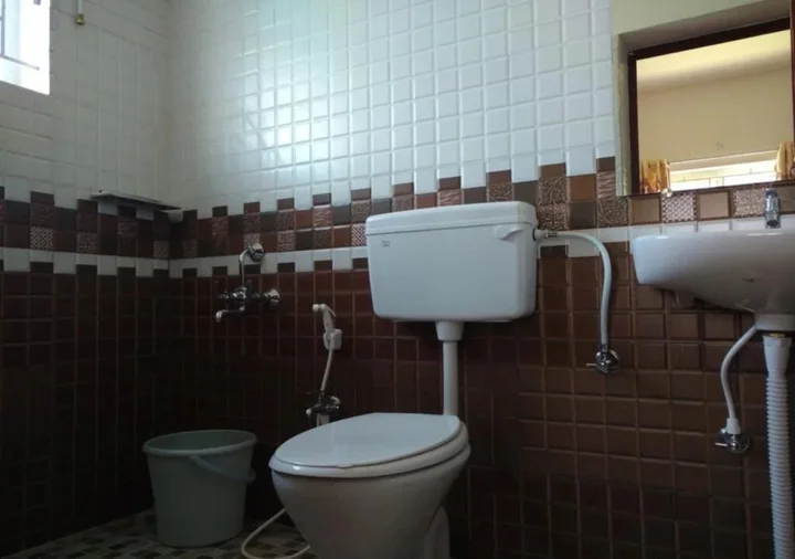 Ути: Kumaran Cottage