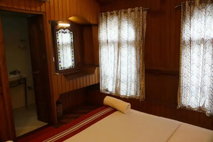 Аллеппи: Soma Houseboat