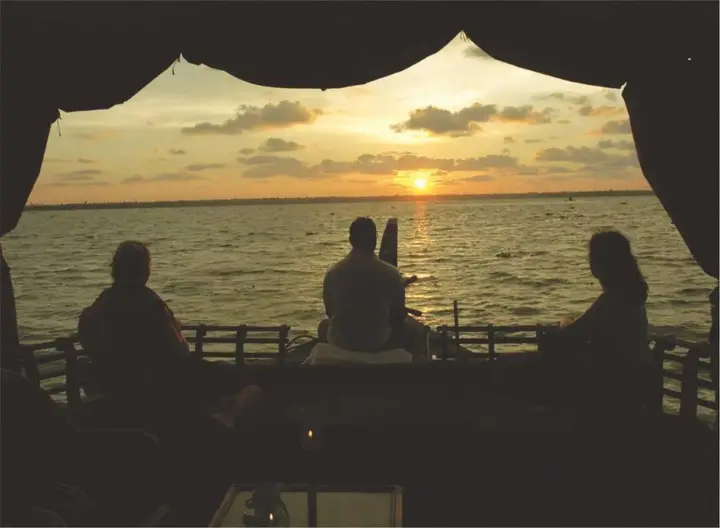 Аллеппи: Soma Houseboat