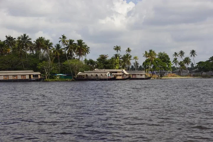 Аллеппи: Soma Houseboat