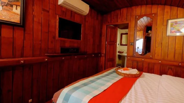 Аллеппи: Soma Houseboat