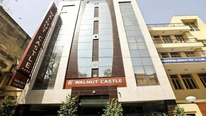 Нью-Дели: Walnut Castle