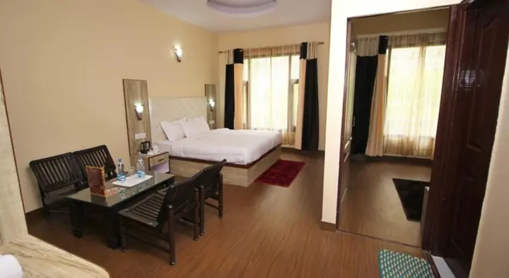 Шимла: The Grand Welcome Hotel & Spa
